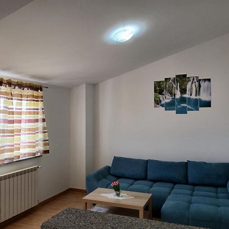 Lara Apartments 우마그 외부 사진